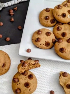 சாகோ சிப் கூக்கிஸ்(chocochip cookies recipe in tamil) செய்முறை முக்கிய புகைப்படம்