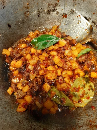 Langkah Mudah untuk Membikin Resep Sambal Goreng Ati dan Kentang yang  Bikin Ketagihan Anti Ribet, Sempurna