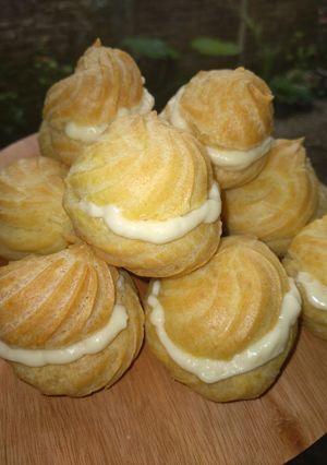 Foto resep Cream puff/choux with creamy vla (kue sus isi vla susu)