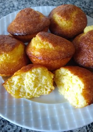 Una foto de Cupcakes de coco ceto - keto - low carb