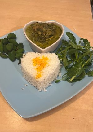 عکسی از دستور خورشت چغاله بادام