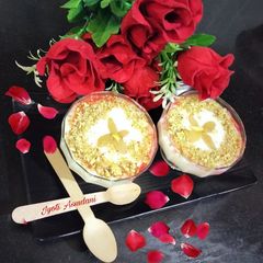 A picture of Mahalabia Eastern dessert.