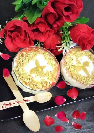 A picture of Mahalabia Eastern dessert.