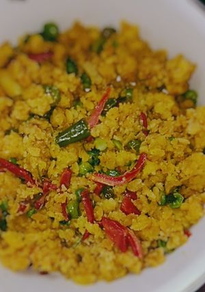 A picture of Vegetable poha.