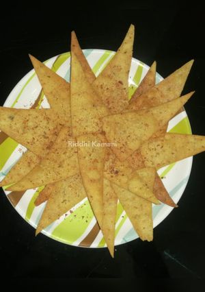 મેક્સિકન નાચોઝ (Mexican Nachos Recipe in Gujarati) રેસીપી મુખ્ય ફોટો