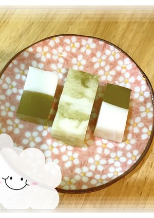 Hình của món Rau câu lá dứa cốt dừa.