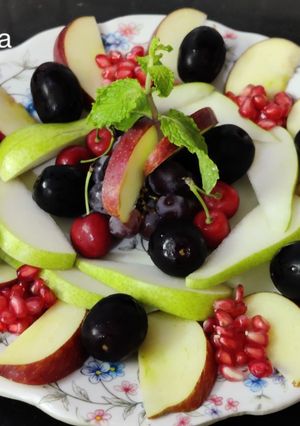 A picture of Fruits Plate (Healthy Dish).