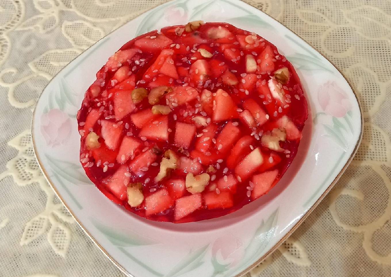 Apple, banana, nuts, bite with jelly 🍎🍌🍎🍌🥜