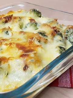 Una foto de BBG (Brócoli con bacon gratinado)
