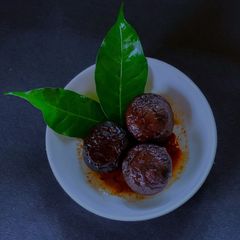 A picture of Stuffed Shitake Mushrooms.