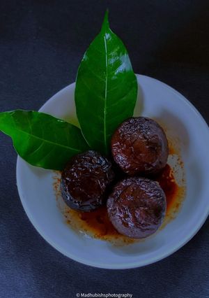 A picture of Stuffed Shitake Mushrooms.
