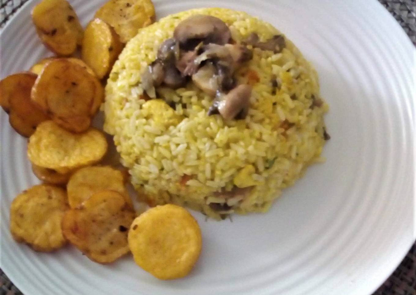 Arroz con Pechuga de Pollo y Champiñones