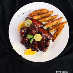 A picture of Barbecue chicken wings.