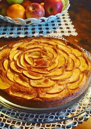 O poză a rețetei Desert cu mere și iaurt.