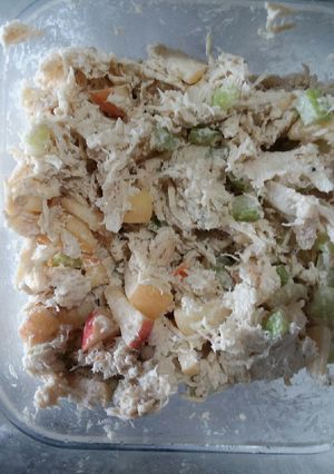 Una foto de Ensalada de pollo