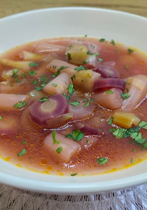 Una foto de Sopa de espárragos en conserva