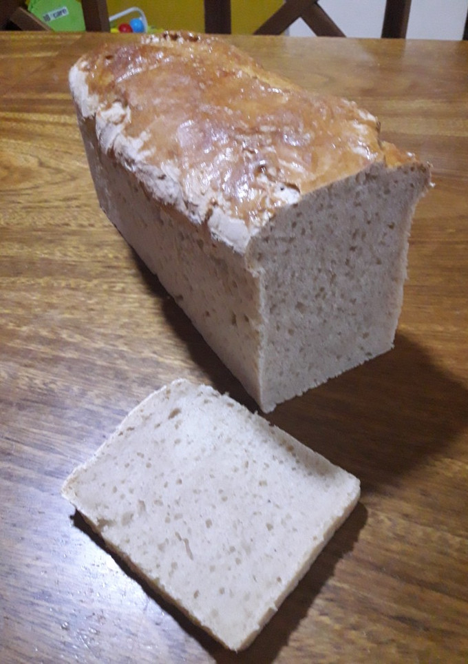 Una foto de Pan de molde con masa madre