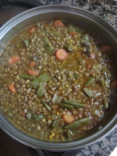 Una foto de Lentejas con verduras