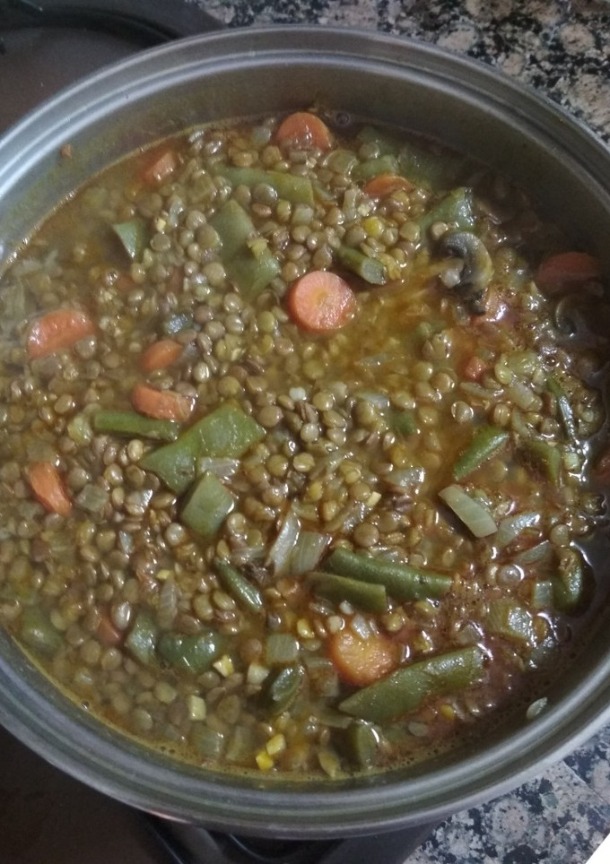 Una foto de Lentejas con verduras