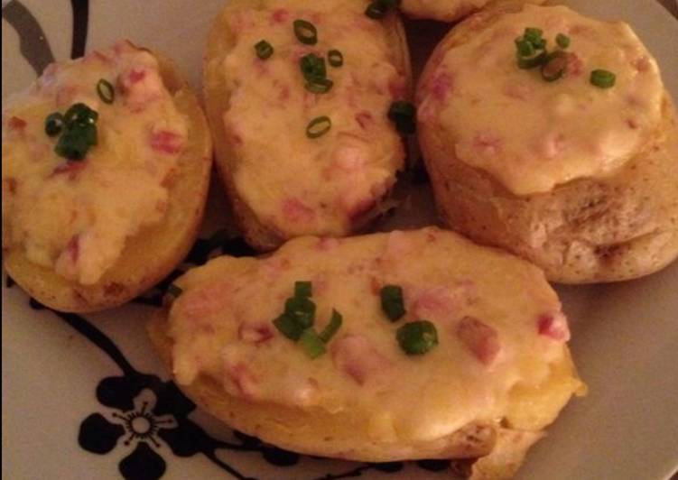 Batata recheada com bacon e queijo - Tudogosreceitas