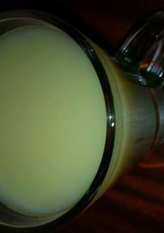 A picture of Apple, Cucumber, cabbage and lemon Juice.