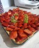 Τάρτα με κρέμα και φράουλες