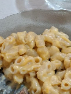 Una foto de Coditos con queso (tipo mc and cheese)