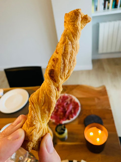 Una foto de Palitos de hojaldre de queso