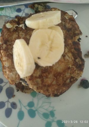 Una foto de Pancakes plátano arándano🥞