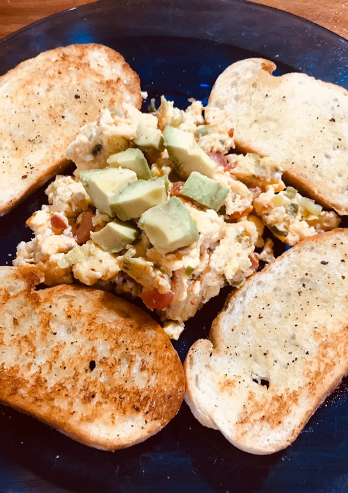 Una foto de Huevos a la mexicana