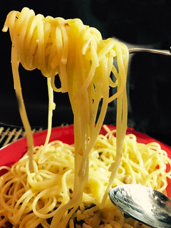 Una foto de Mis tallarines con anchoas y ajo