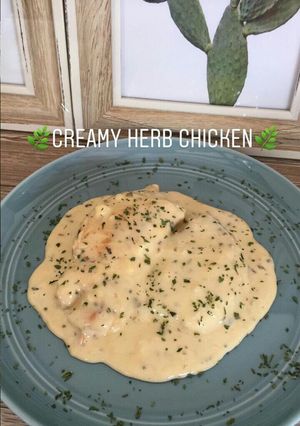 Foto resep Creamy Herb Chicken