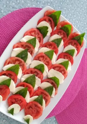 Una foto de Ensalada caprese