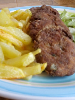 Una foto de Fricandelas de carne o hamburguesas chilenas