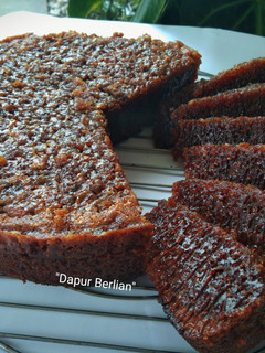 Foto resep Bolu sarang semut / bolu caramel rice cooker