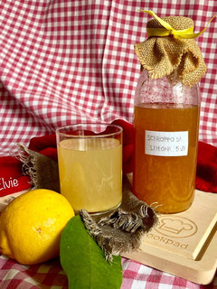 A picture of Sciroppo di limoni.