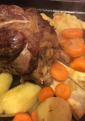 Una foto de Osobuco con Vegetales