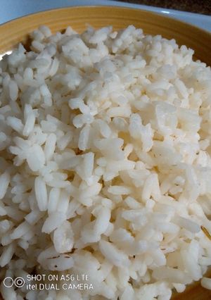 A picture of Non Sticky Rice 2(Mama's Choice)Brand.