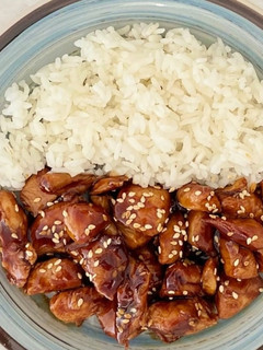 Una foto de Pollo Teriyaki