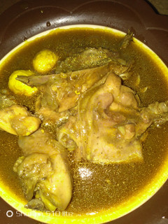 A picture of Chicken pepper soup.