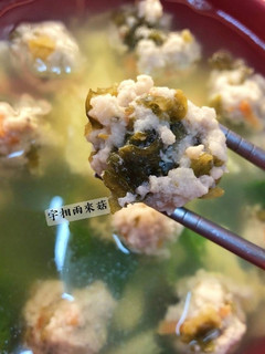 雨來菇肉丸子湯 的食譜成品照片