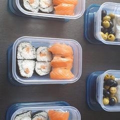 A picture of Sushi Rolls.