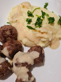 Une photo de Boulettes de viande suédoises 🧆🇸🇪