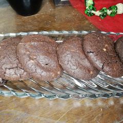 A picture of Double chocolate cookies.