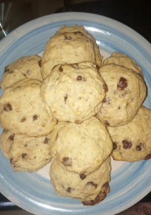 A picture of Banana chocolate chip cookies.