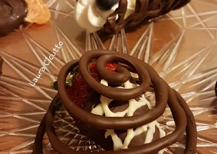 Step-by-Step Guide to Prepare Qualsiasi sera della settimana Decorazioni in cioccolato