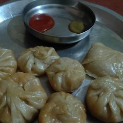 A picture of Vegetable momos.