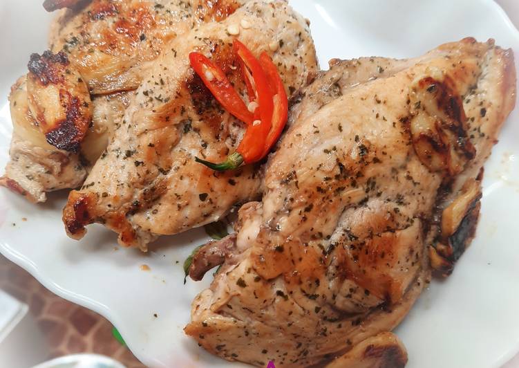 Cara Gampang Menyiapkan 42. Ayam Panggang Parsley 💕 Anti Gagal
