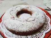 Una foto di ciambellone con fecola di patate