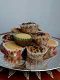 Pasticcini dessert classici e con gocce di cioccolato